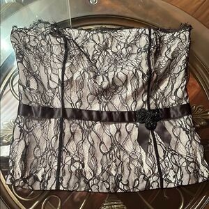Elegant Black Lace Bustier
